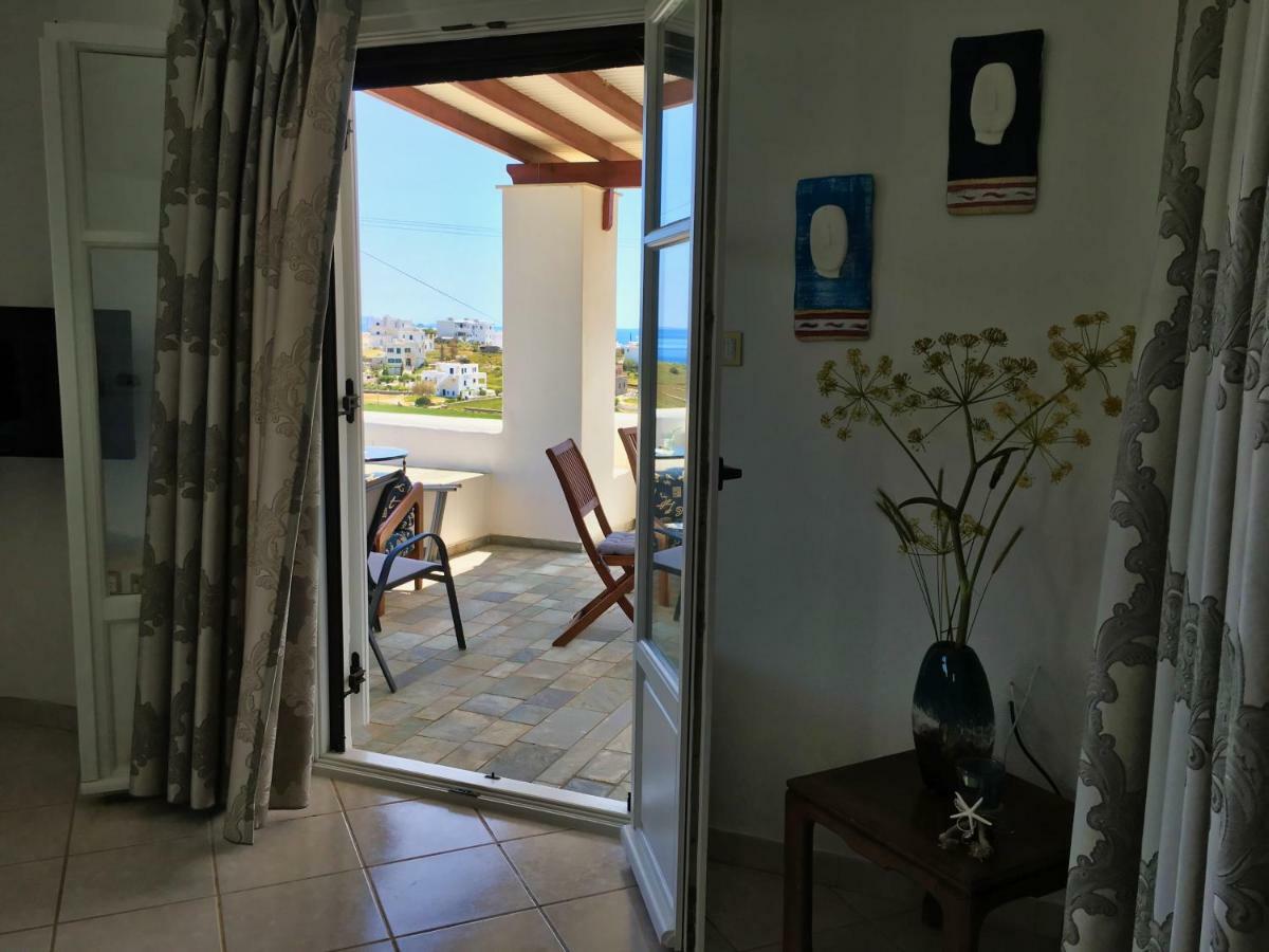 Anthoula'S Sea View Apartment Piso Livadi Exteriér fotografie