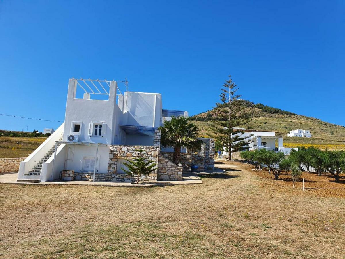 Anthoula'S Sea View Apartment Piso Livadi Exteriér fotografie